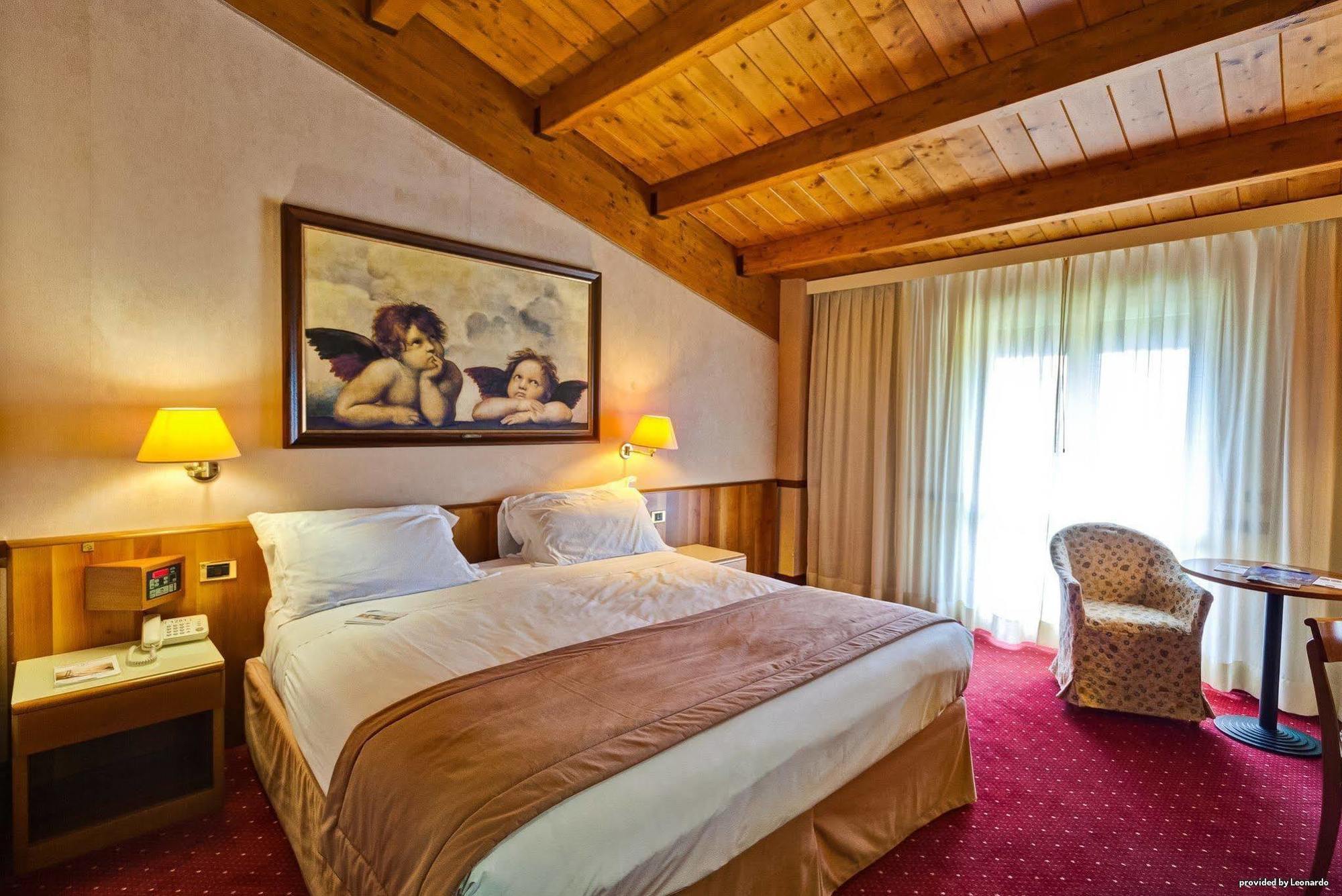 Best Western Hotel Salicone Norcia Bagian luar foto