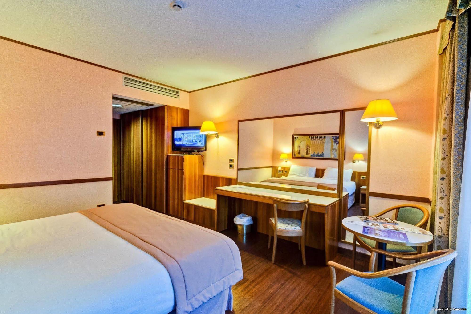 Best Western Hotel Salicone Norcia Bagian luar foto