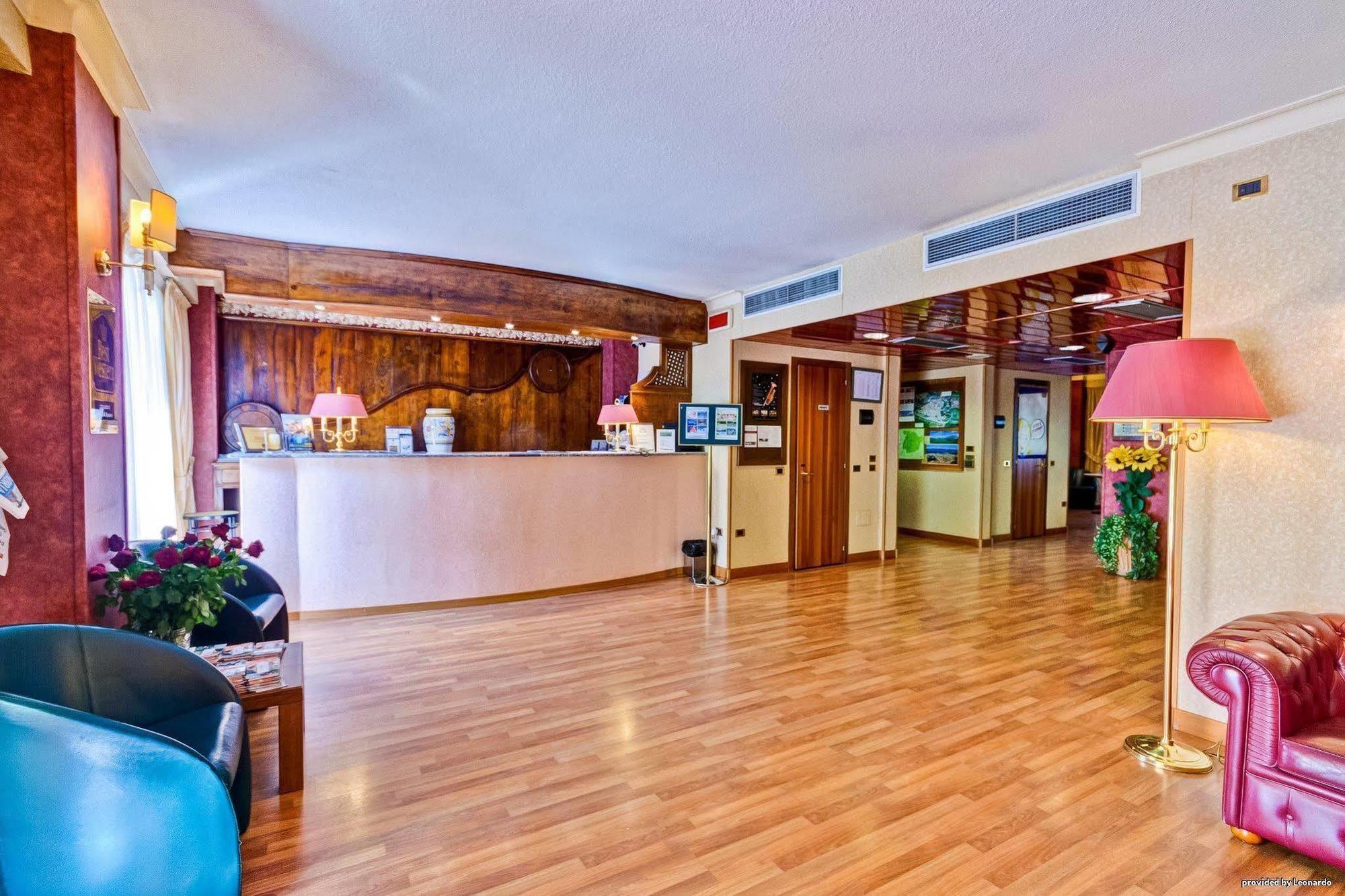 Best Western Hotel Salicone Norcia Bagian luar foto